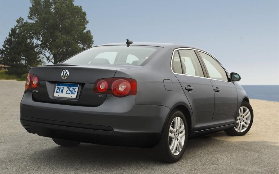  Volkswagen Jetta TDi 2009 года  (фото 4 из 6)